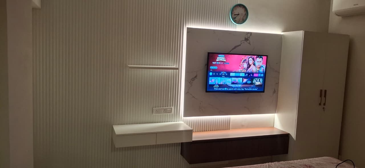 TV units by HomeSay